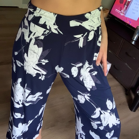 Flower print flowy pants - Picture 1 of 3